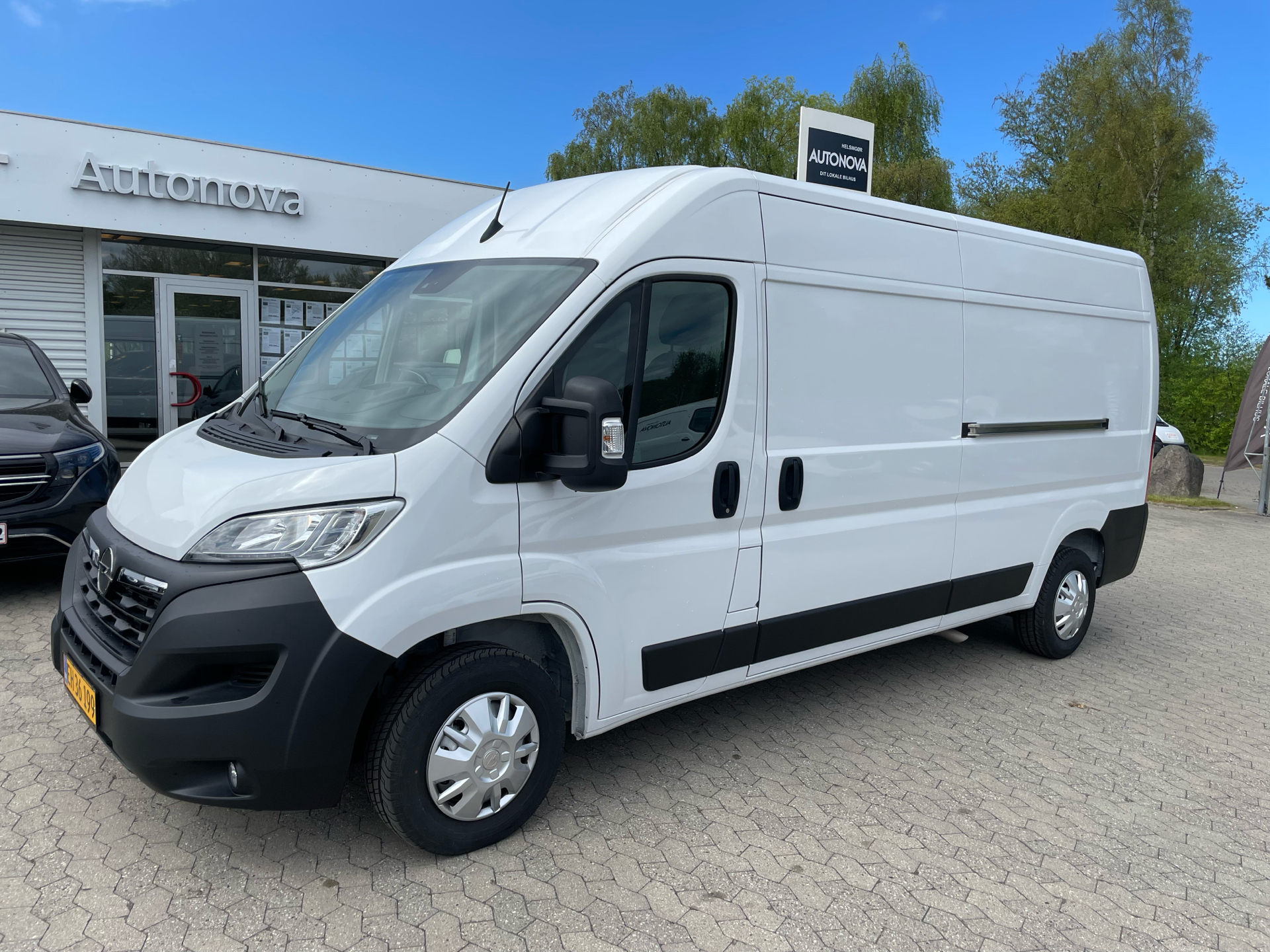 Billede af Opel Movano 33 L3H2 2,2 BlueHDi Enjoy+ 140HK Van 6g
