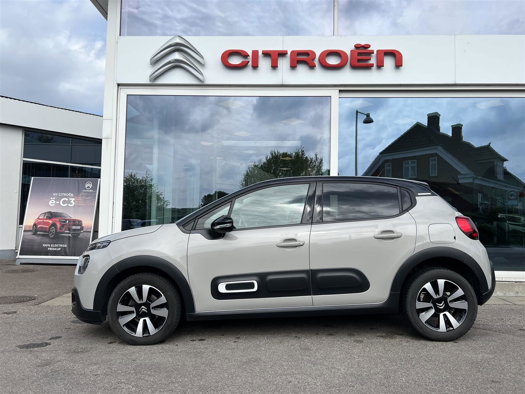 Billede af Citroën C3 1,2 PureTech Shine 110HK 5d 6g Aut.