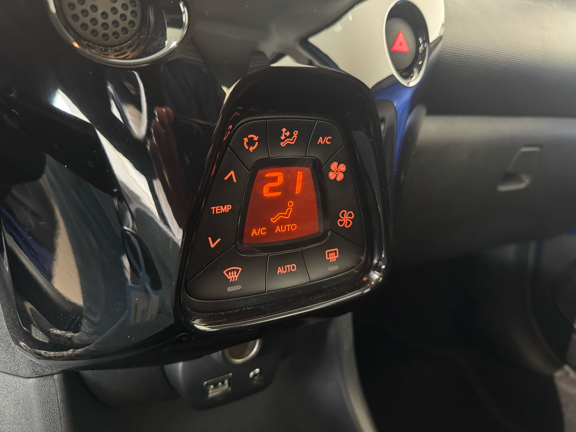 Billede af Citroën C1 1,0 VTi Le Mans 72HK 5d
