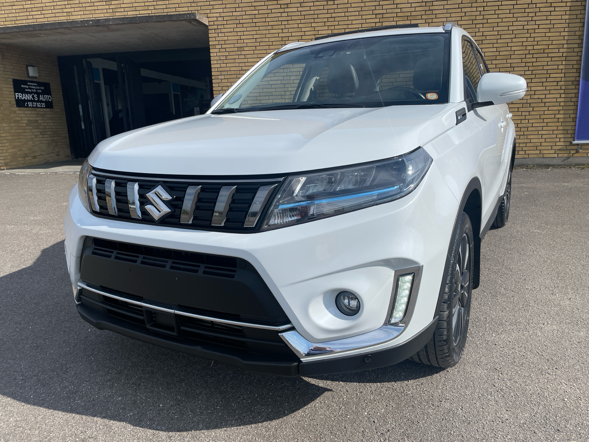 Billede af Suzuki Vitara 1,4 Boosterjet  Mild hybrid Adventure 129HK 5d 6g Aut.