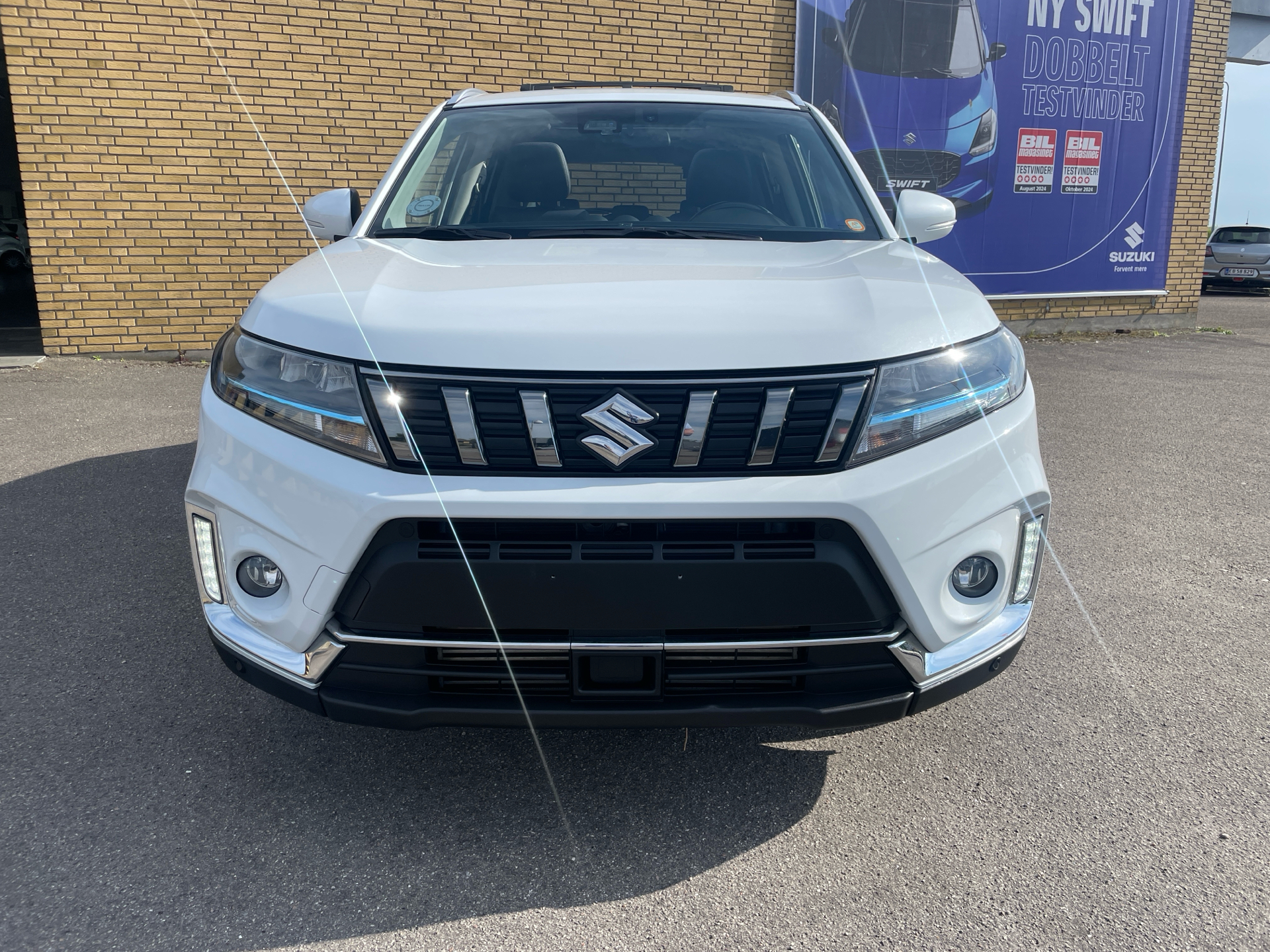 Billede af Suzuki Vitara 1,4 Boosterjet  Mild hybrid Adventure 129HK 5d 6g Aut.
