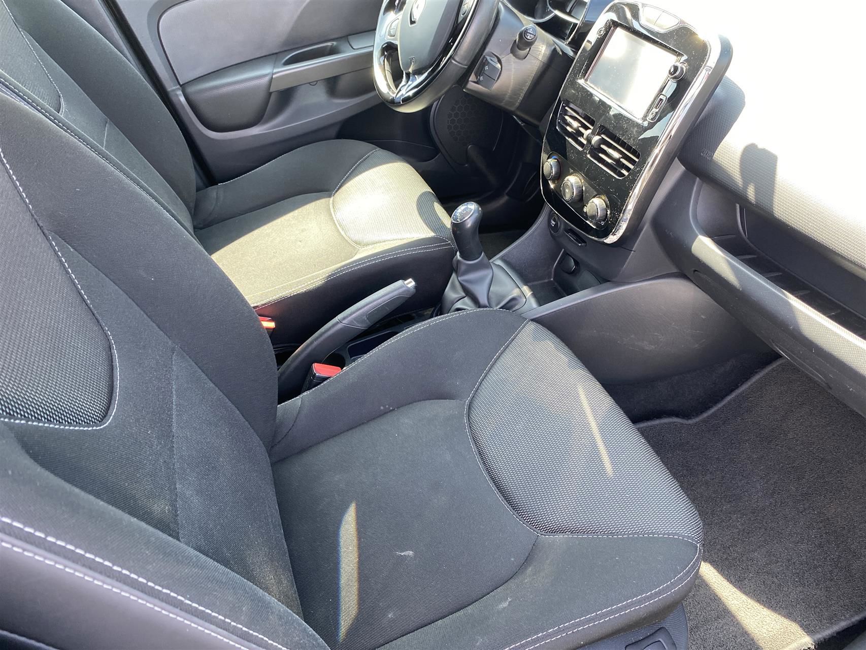 Billede af Renault Clio Sport Tourer 0,9 TCE Expression Energy 90HK Stc