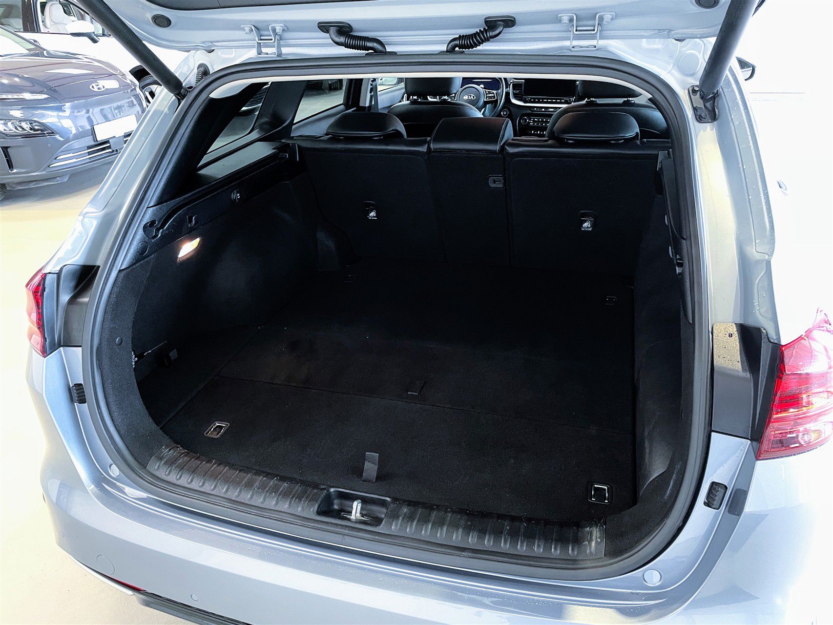 Billede af Kia Ceed SW 1,6 GDI PHEV  Plugin-hybrid Upgrade DCT 141HK Stc 6g Aut.