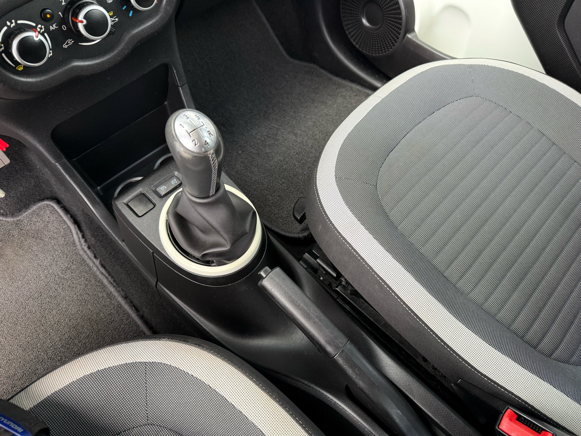 Billede af Renault Twingo 1,0 Sce Expression start/stop 70HK 5d