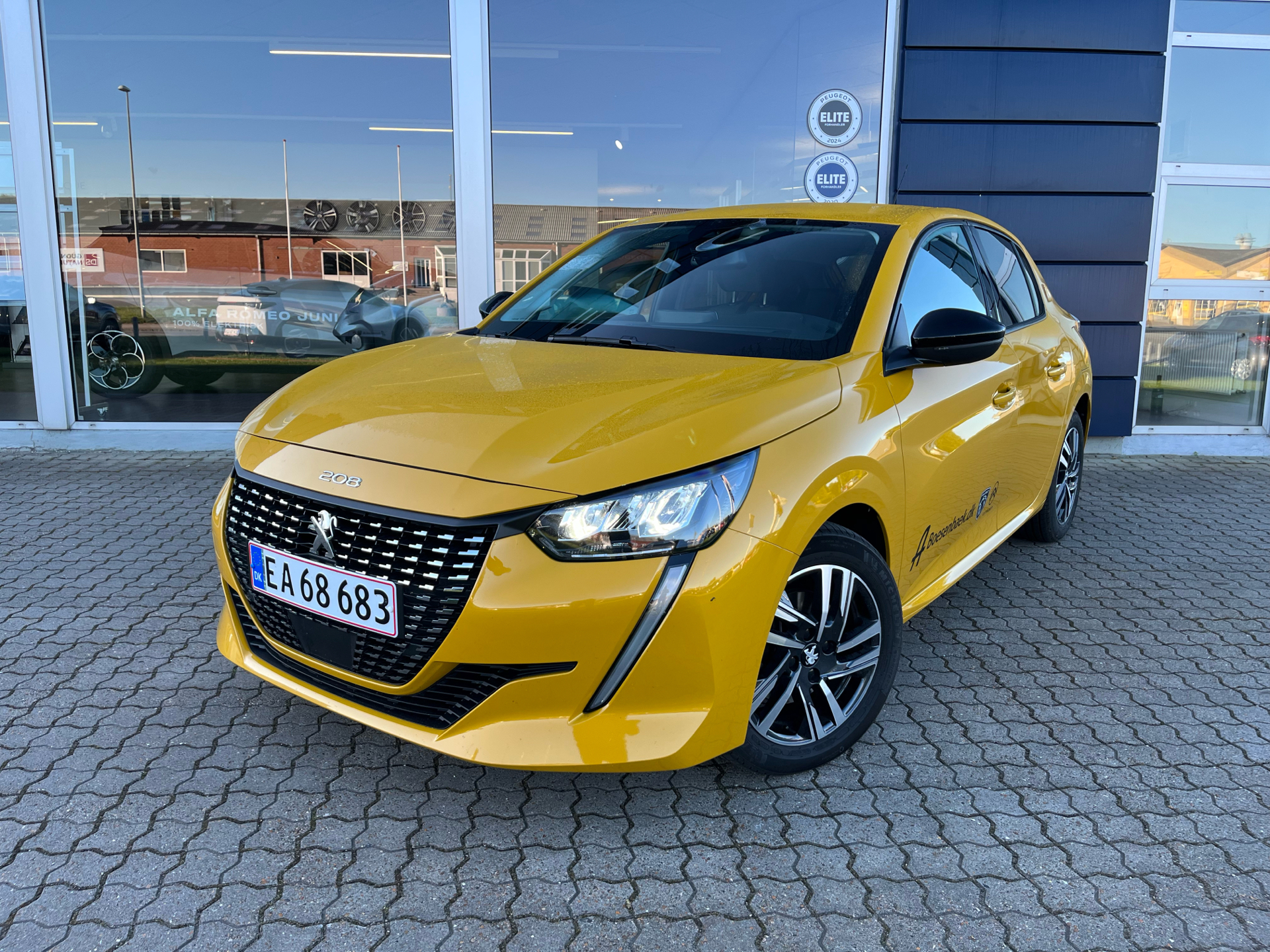 Billede af Peugeot 208 1,2 PureTech Allure Pack 100HK 5d 6g