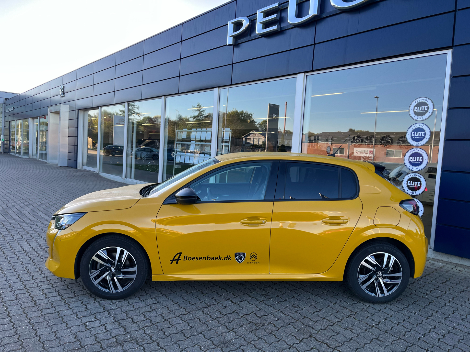 Billede af Peugeot 208 1,2 PureTech Allure Pack 100HK 5d 6g