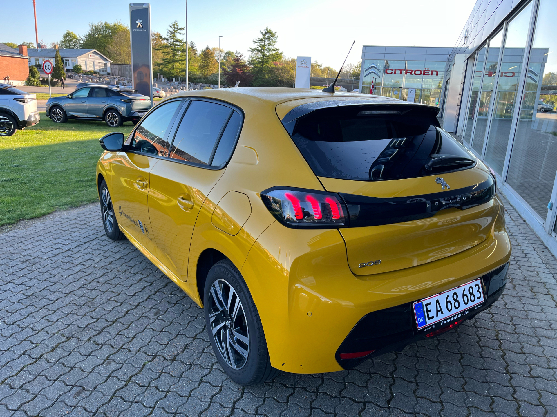 Billede af Peugeot 208 1,2 PureTech Allure Pack 100HK 5d 6g