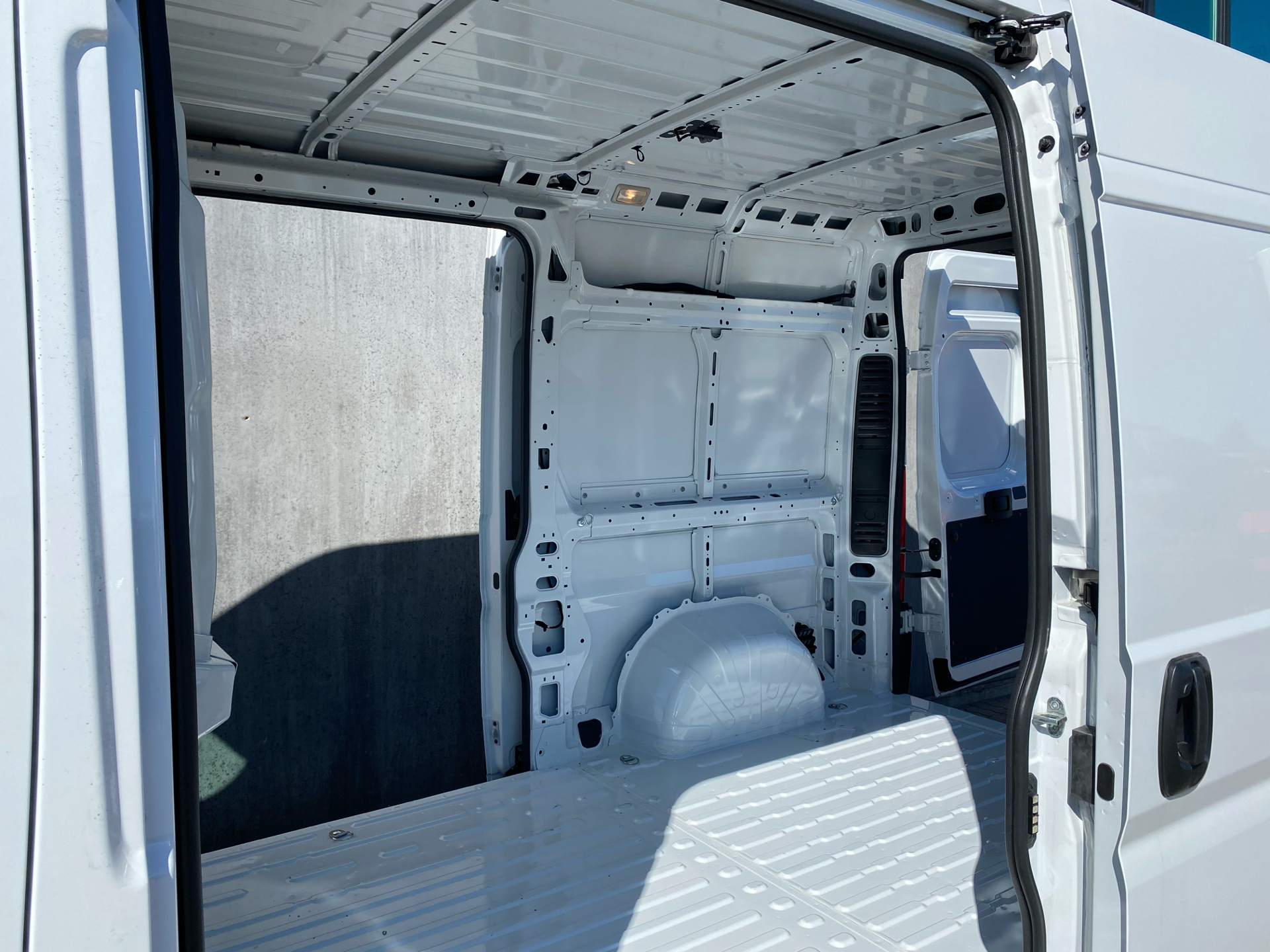 Billede af Fiat Ducato 35M L2H2 2,2 Multijet Pro 180HK Van 8g Aut.