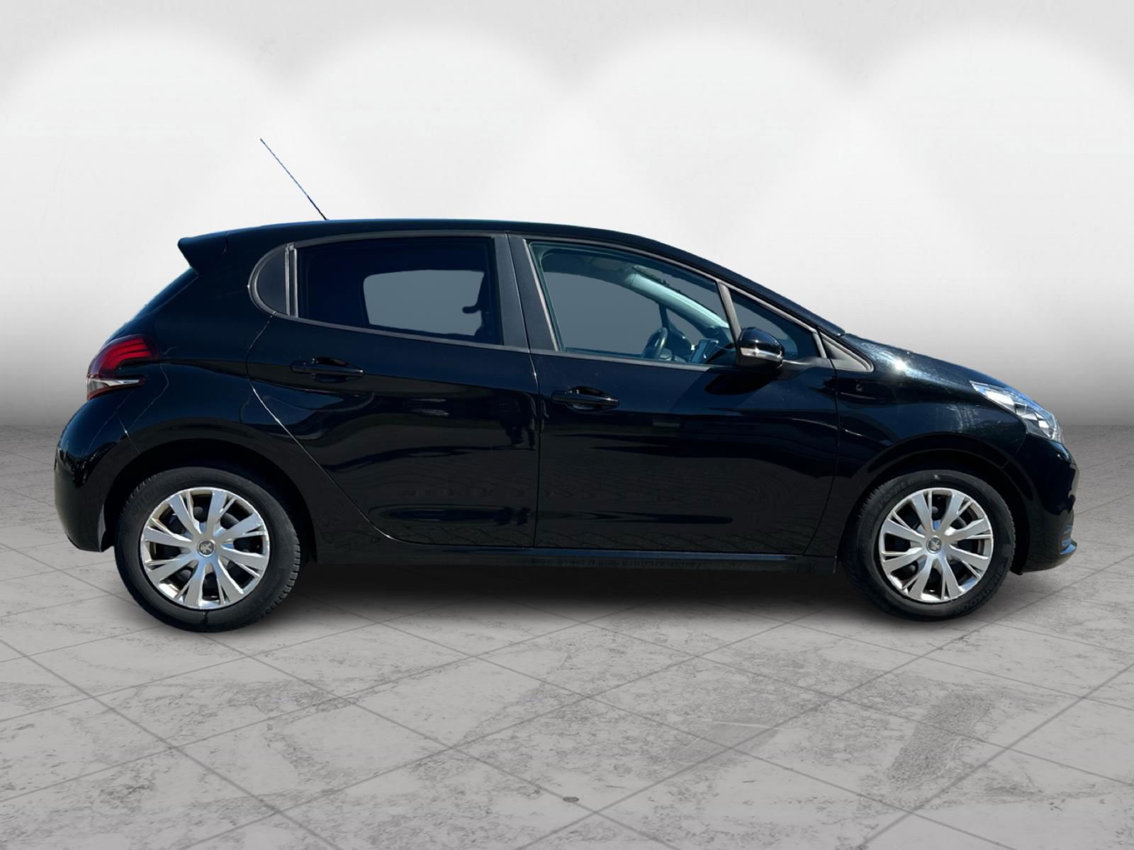Billede af Peugeot 208 1,6 BlueHDi Envy 100HK 5d