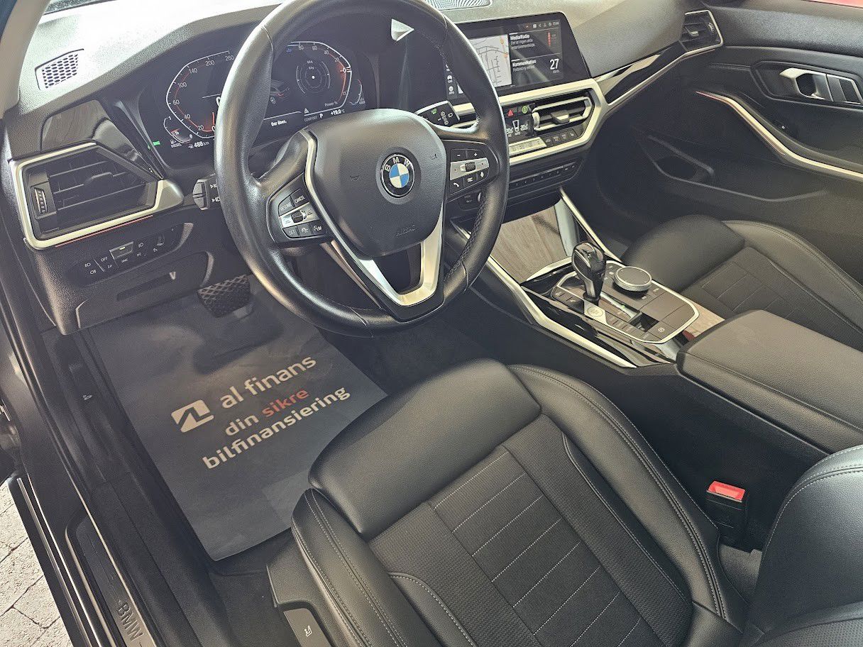 Billede af BMW 320d Touring 2,0 D Sport Line Steptronic 190HK Stc 8g Aut.
