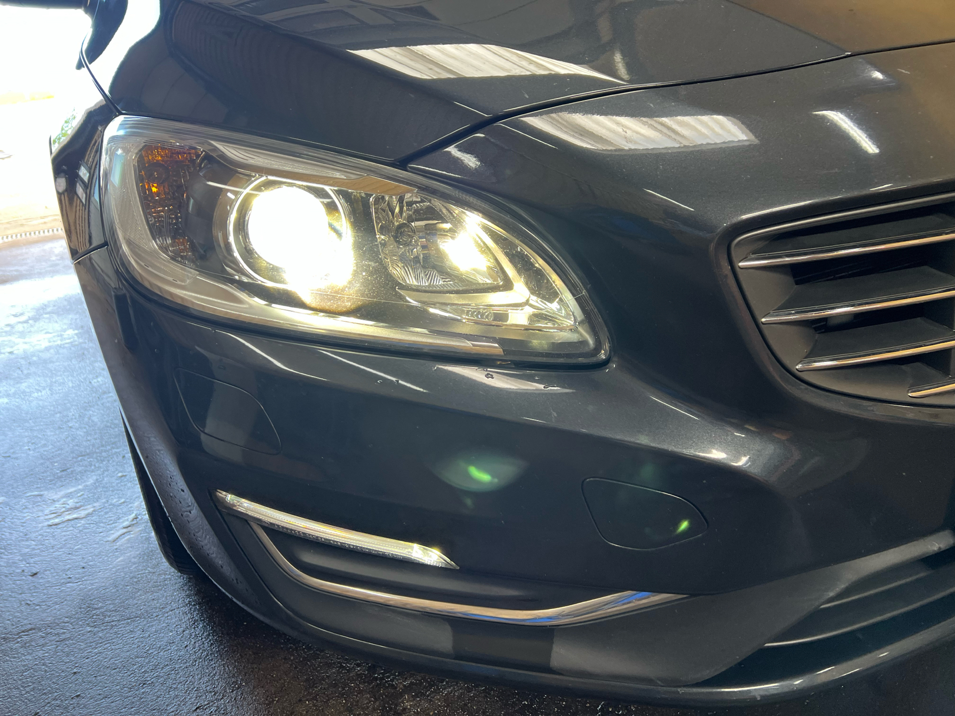 Billede af Volvo V60 2,0 T4 Momentum 190HK Stc 6g Aut.