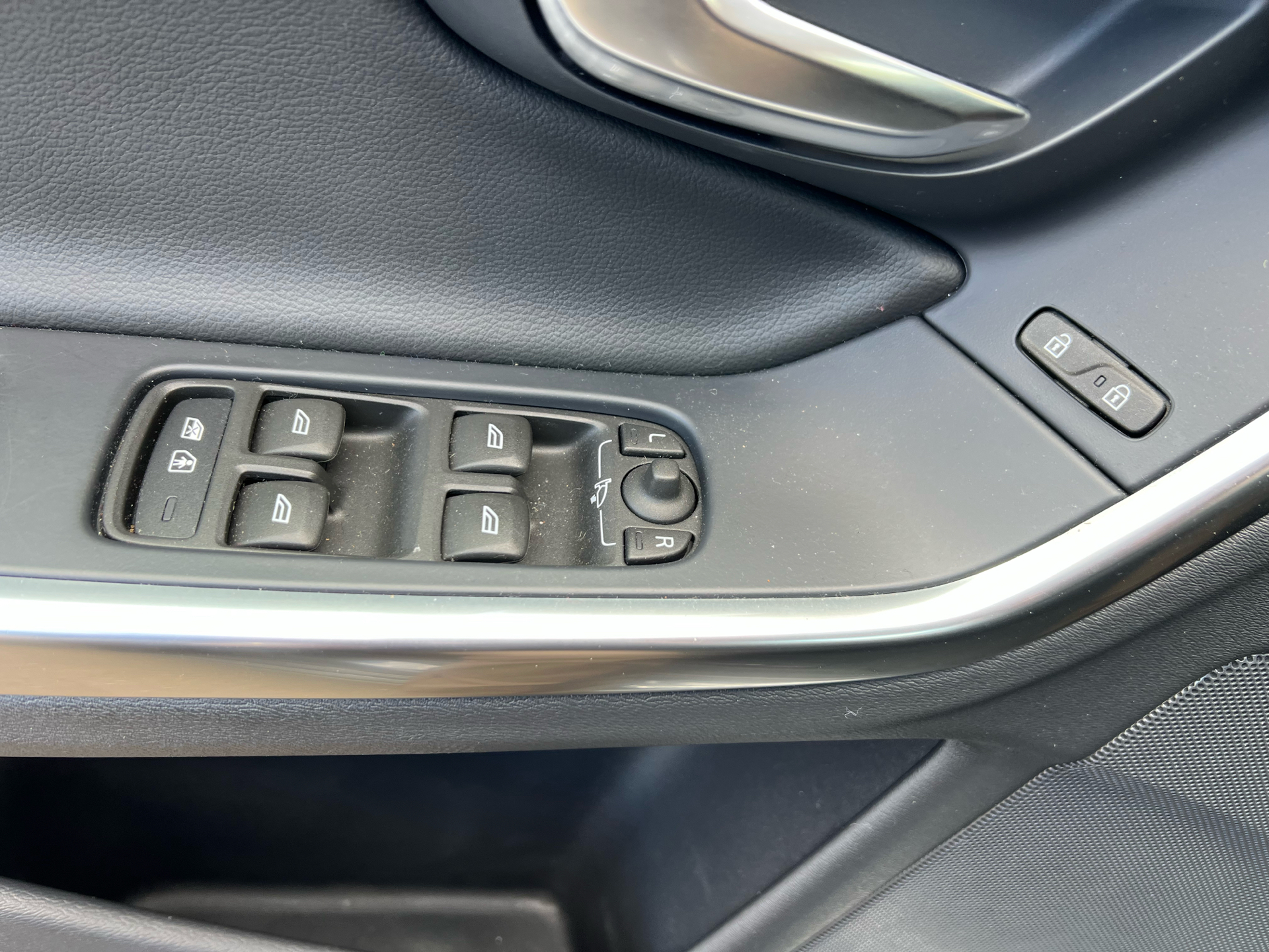 Billede af Volvo V60 2,0 T4 Momentum 190HK Stc 6g Aut.