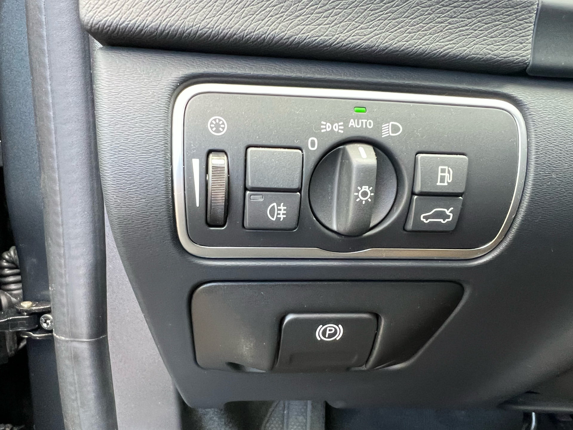 Billede af Volvo V60 2,0 T4 Momentum 190HK Stc 6g Aut.