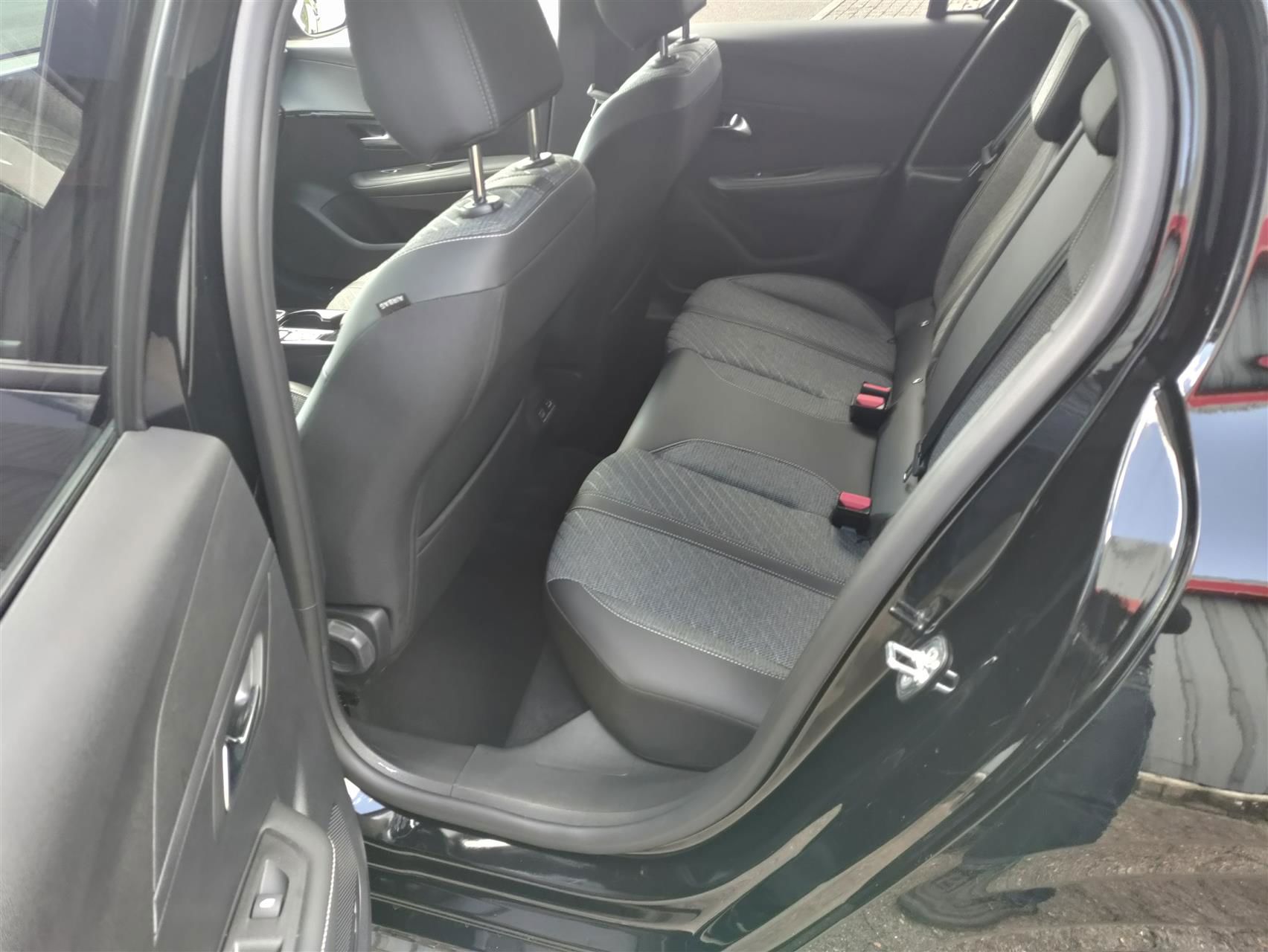 Billede af Peugeot 208 1,2 PureTech Allure+ 100HK 5d 6g