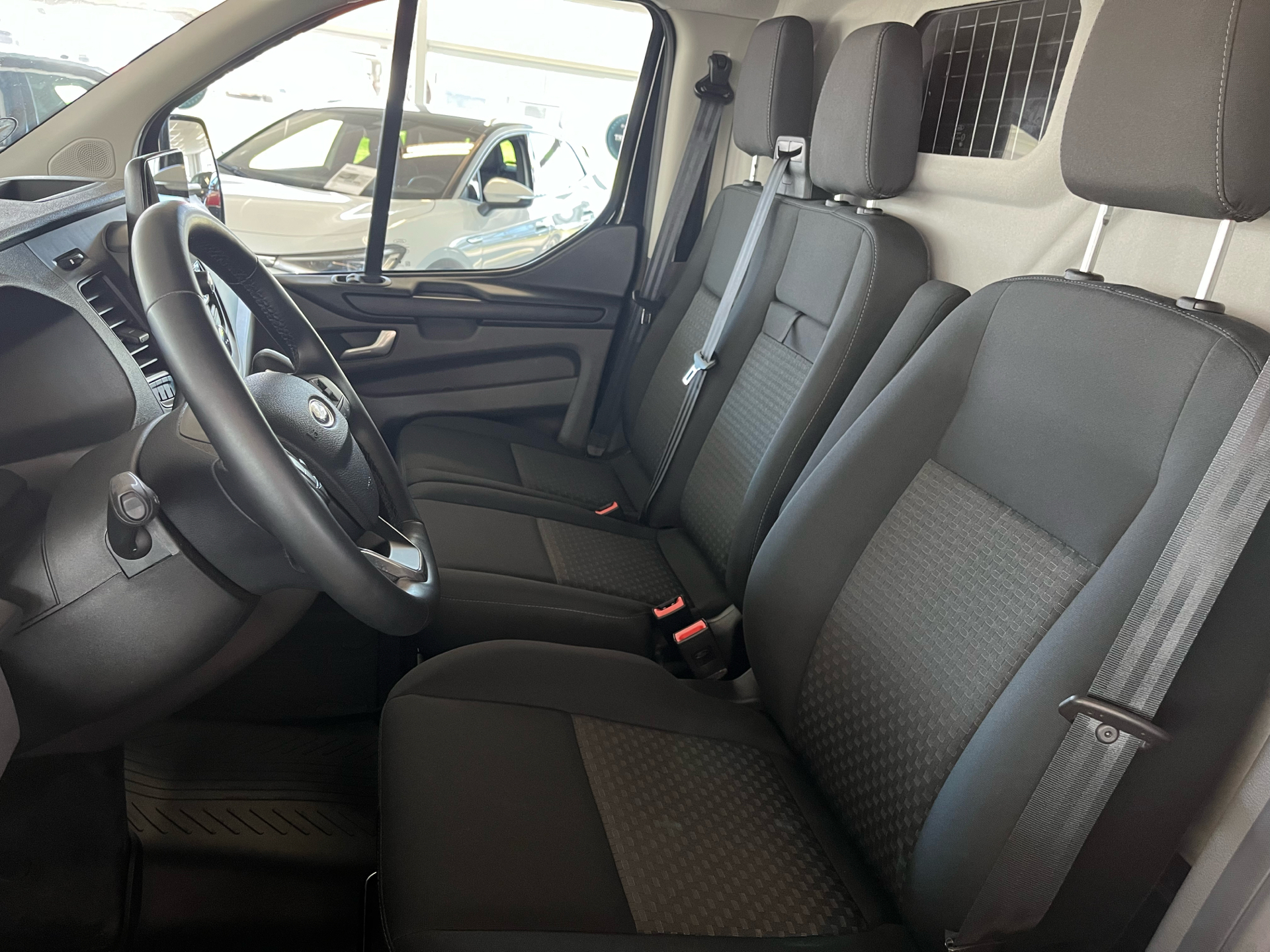 Billede af Ford Transit Custom 300 L1H1 2,0 TDCi Trend 130HK Van 6g Aut.