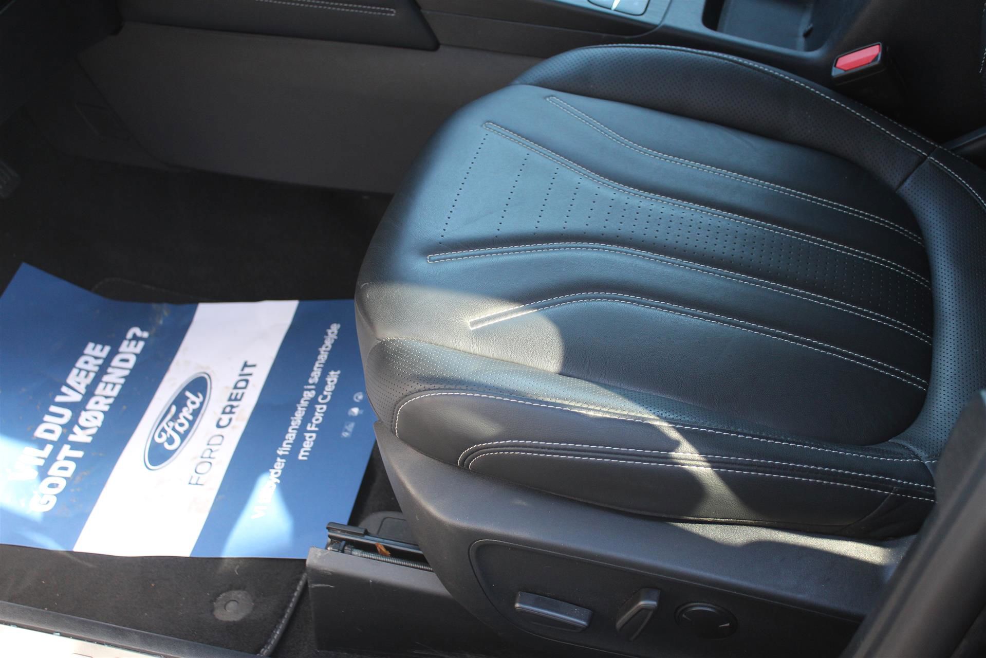 Billede af Ford Kuga 2,5 Plugin-hybrid Vignale CVT 225HK 5d Trinl. Gear