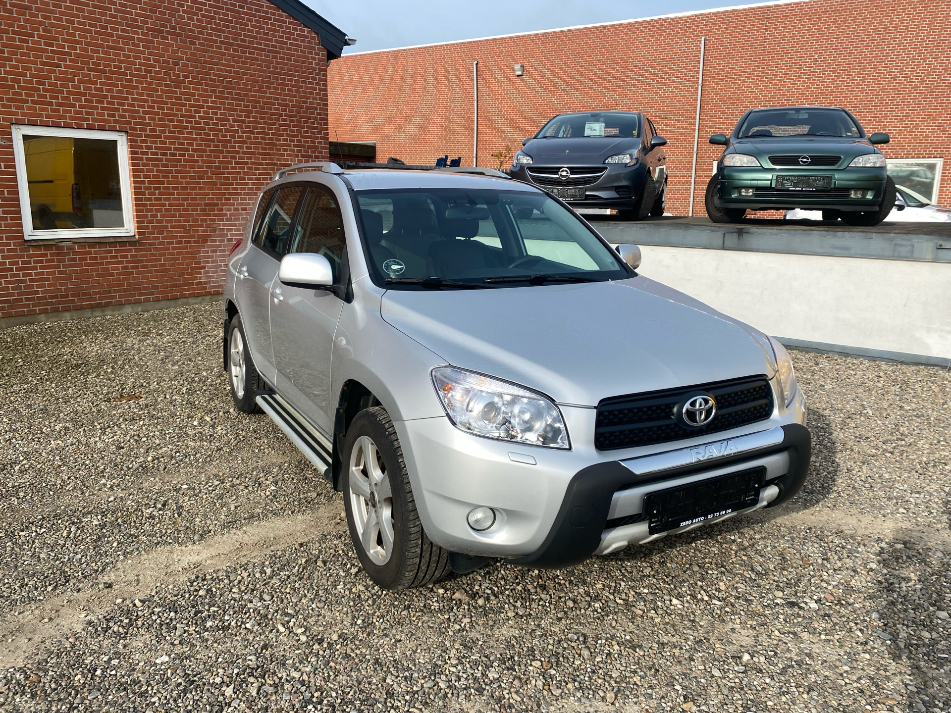 Billede af Toyota RAV4 Plus 2,0 VVT-I 4x4 152HK Van Aut.