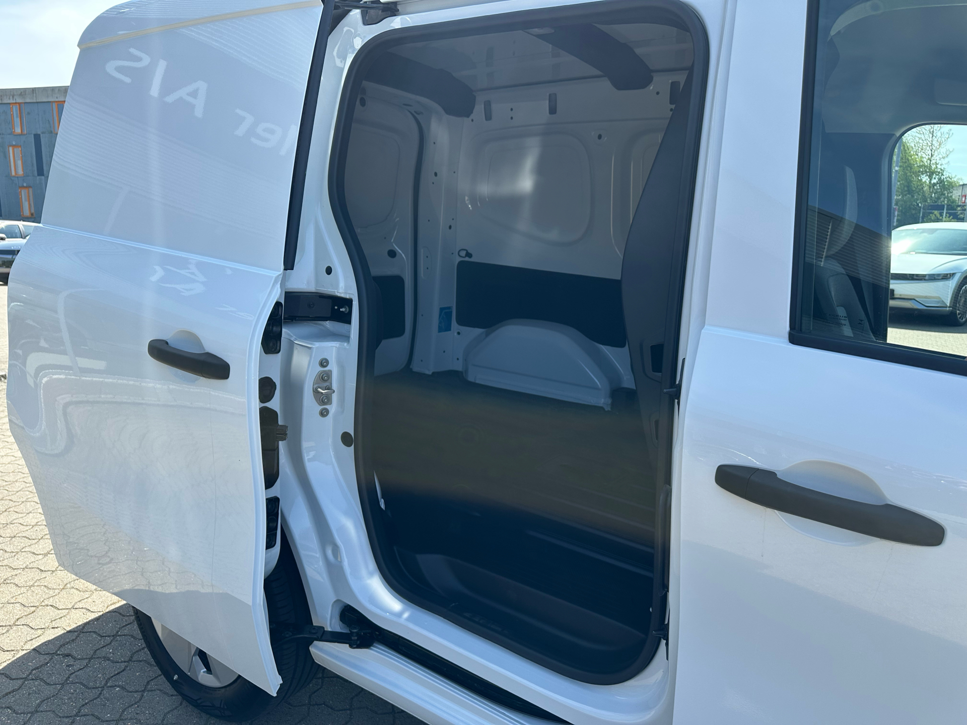 Billede af Nissan Townstar L1 3 Sæder EL Acenta 122HK Van Aut.