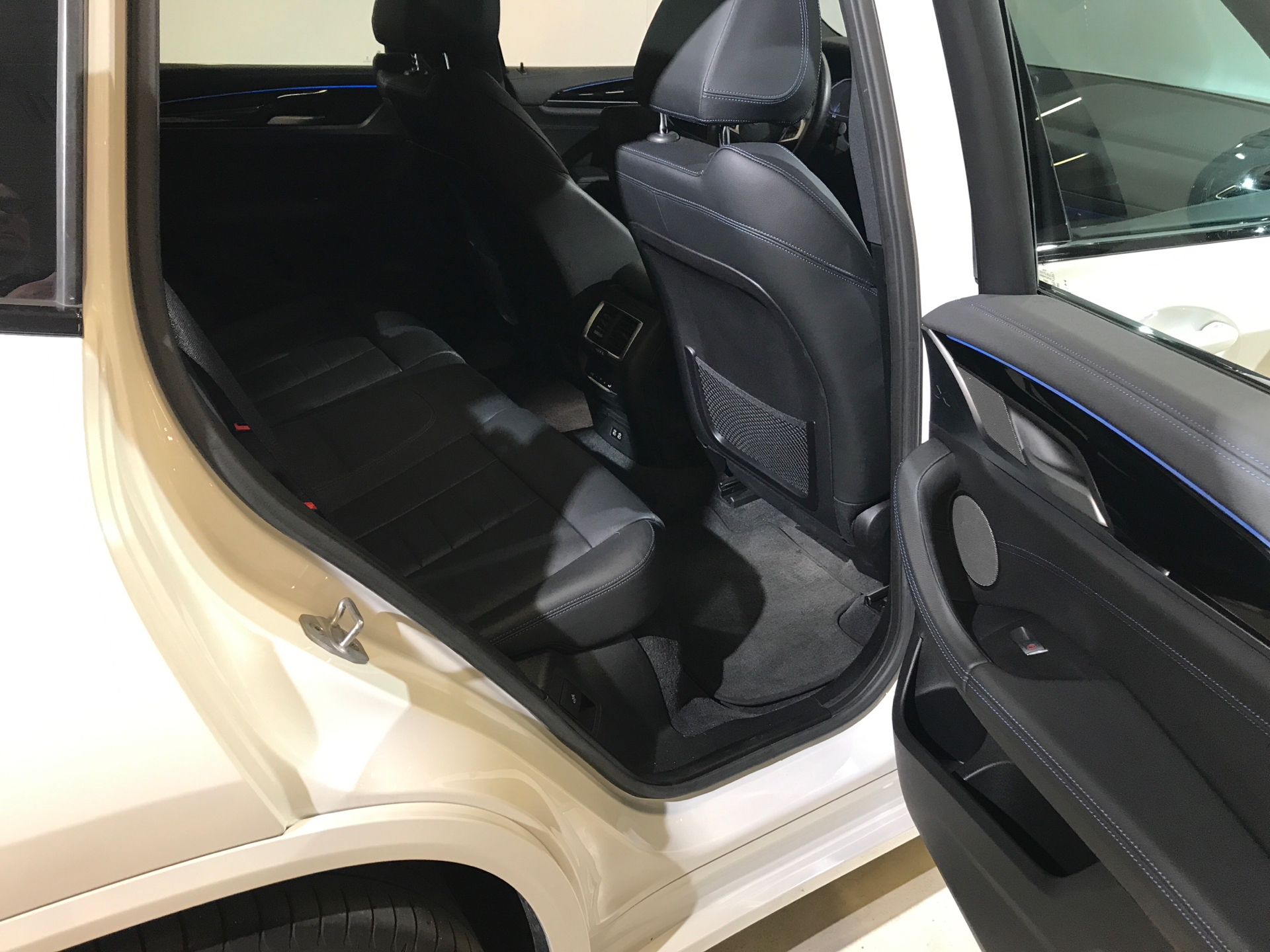 Billede af BMW iX3 EL M-Sport Charged Plus 286HK 5d Aut.