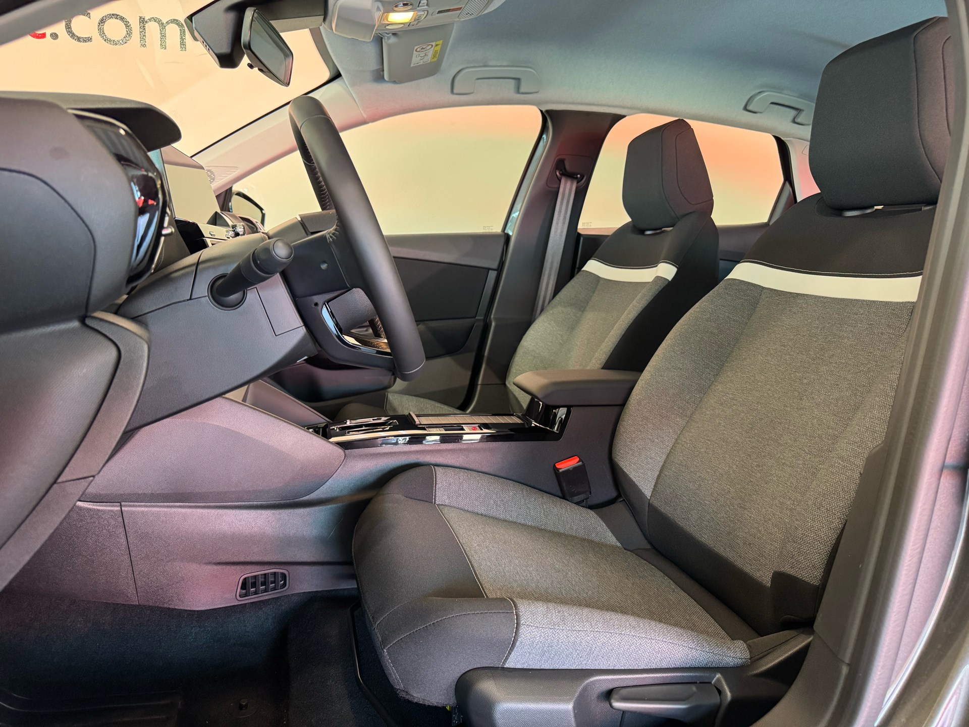 Billede af Citroën e-C4 EL You! 136HK 5d Aut.