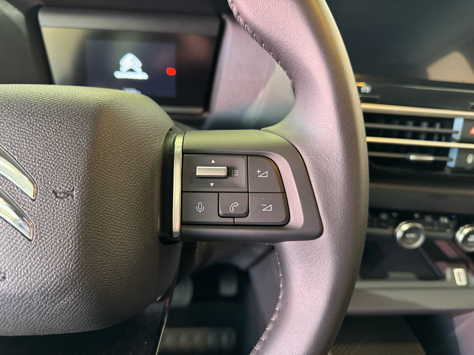 Billede af Citroën e-C4 EL You! 136HK 5d Aut.