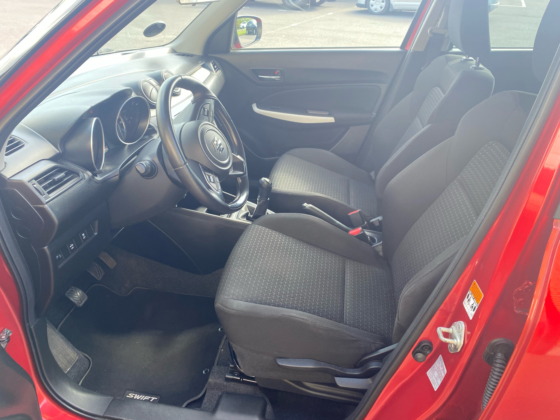 Billede af Suzuki Swift 1,2 Dualjet Action AEB 90HK 5d