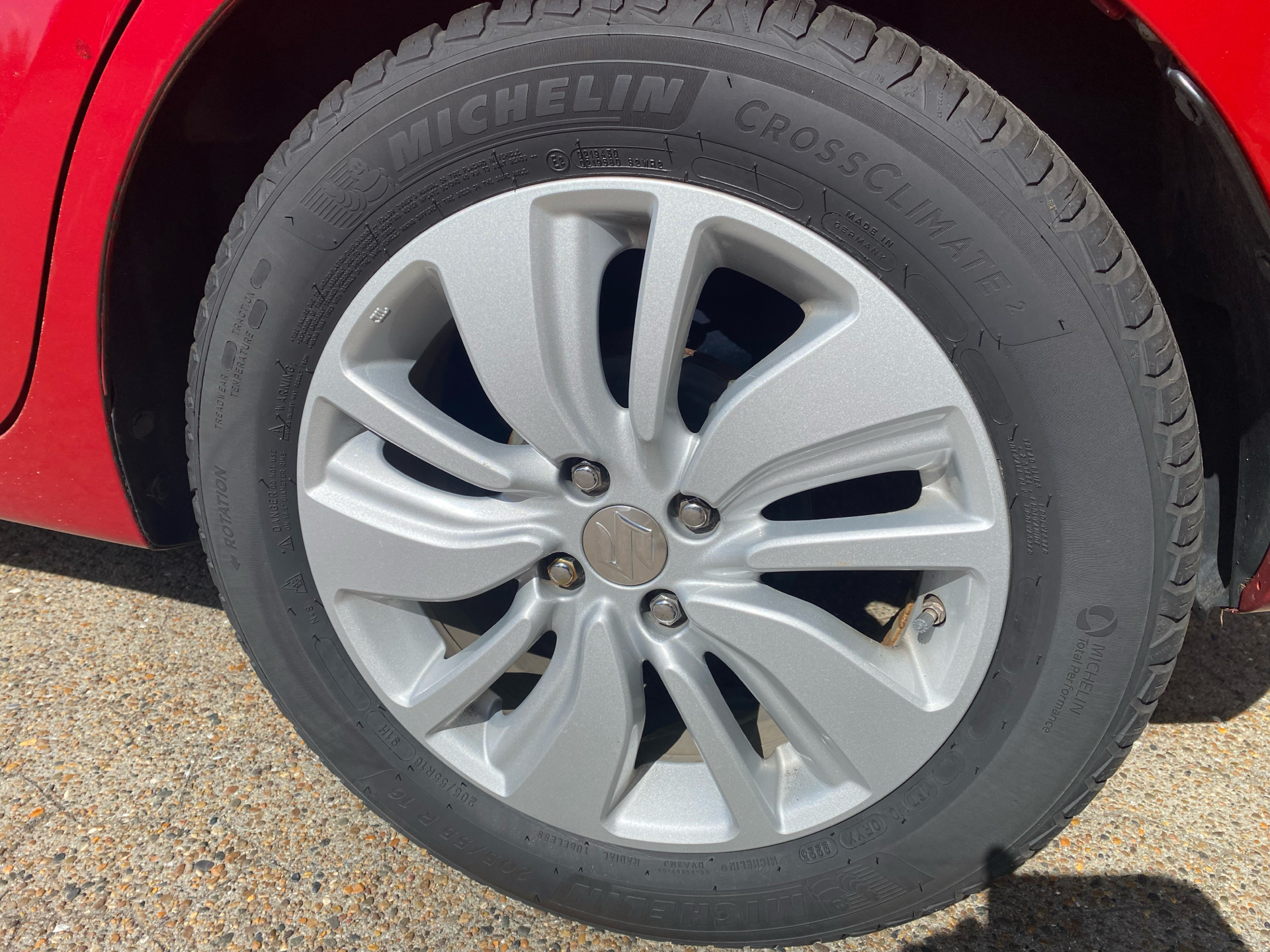 Billede af Suzuki Swift 1,2 Dualjet Action AEB 90HK 5d