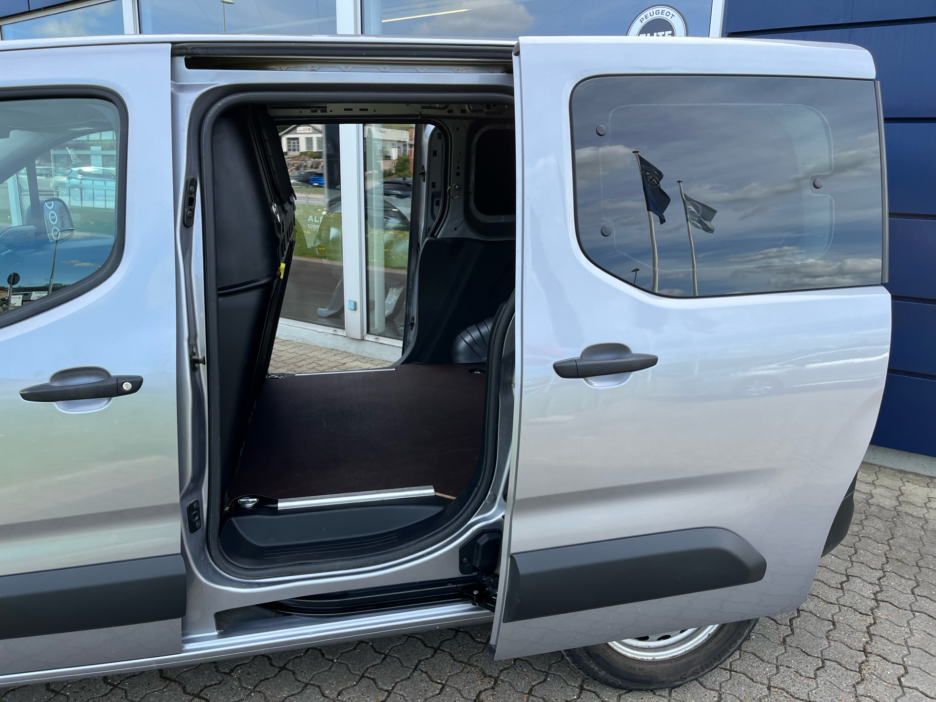 Billede af Peugeot Partner L1 V2 1,5 BlueHDi GRIP PRO 100HK Van