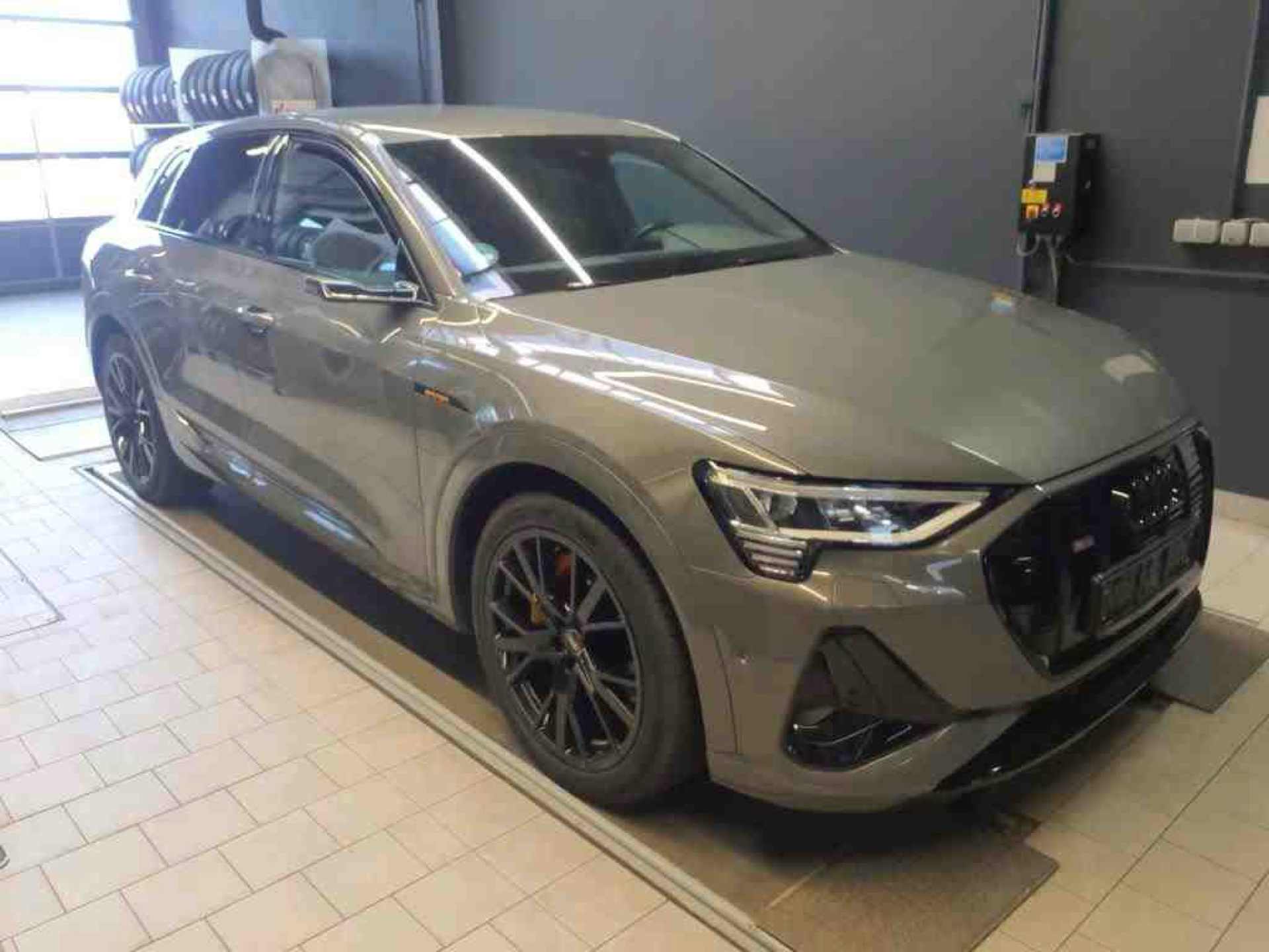 Billede af Audi E-tron 55 S Line Quattro 408HK 5d Aut.