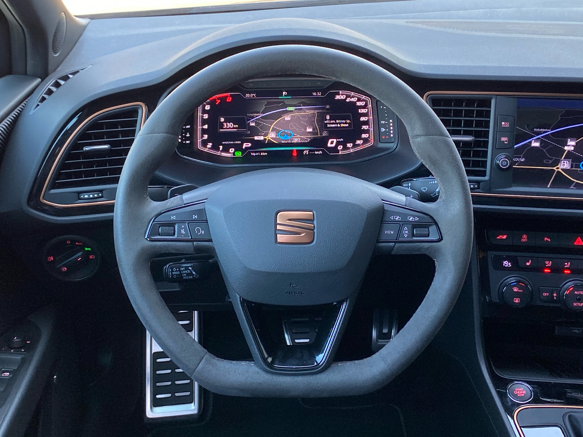 Billede af Seat Leon Sportstourer 2,0 TSI Cupra Start/Stop 4X4 DSG 300HK Stc 6g Aut.