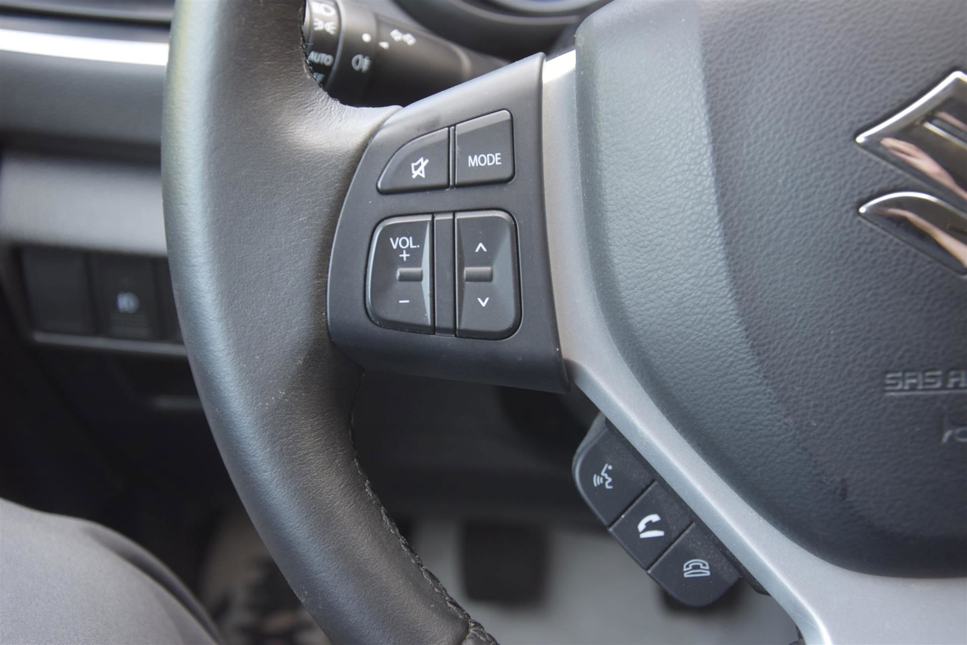 Billede af Suzuki S-Cross 1,0 Boosterjet Active 112HK 5d
