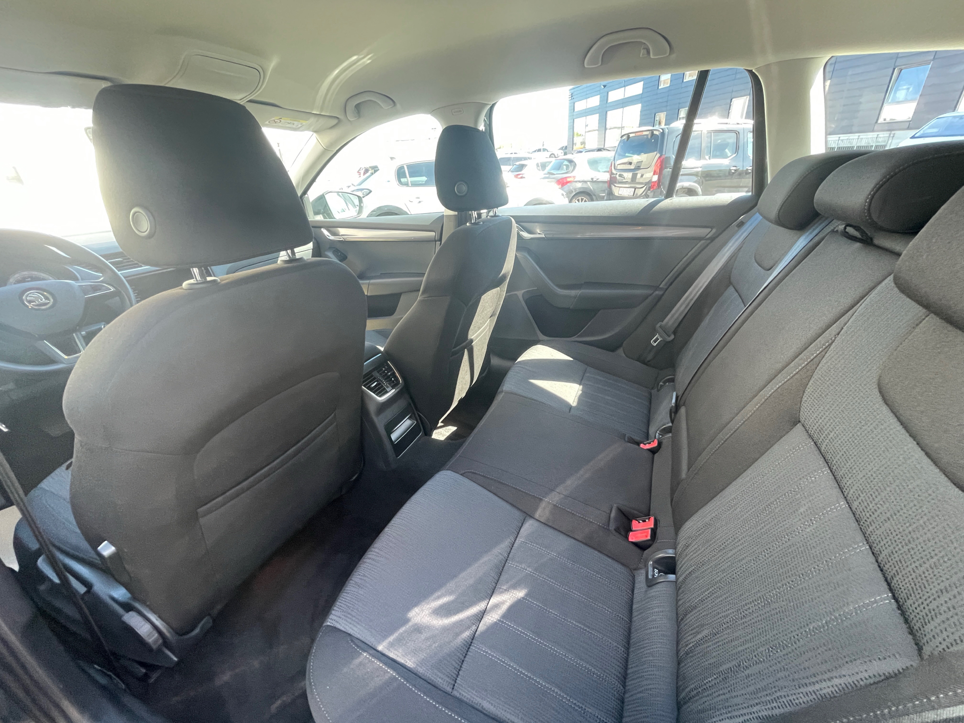 Billede af Skoda Octavia Combi 1,5 TSI ACT Business Line + Celebration DSG 150HK Stc 7g Aut.