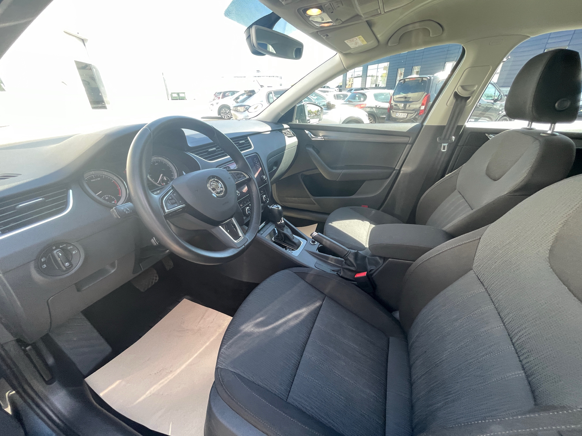 Billede af Skoda Octavia Combi 1,5 TSI ACT Business Line + Celebration DSG 150HK Stc 7g Aut.