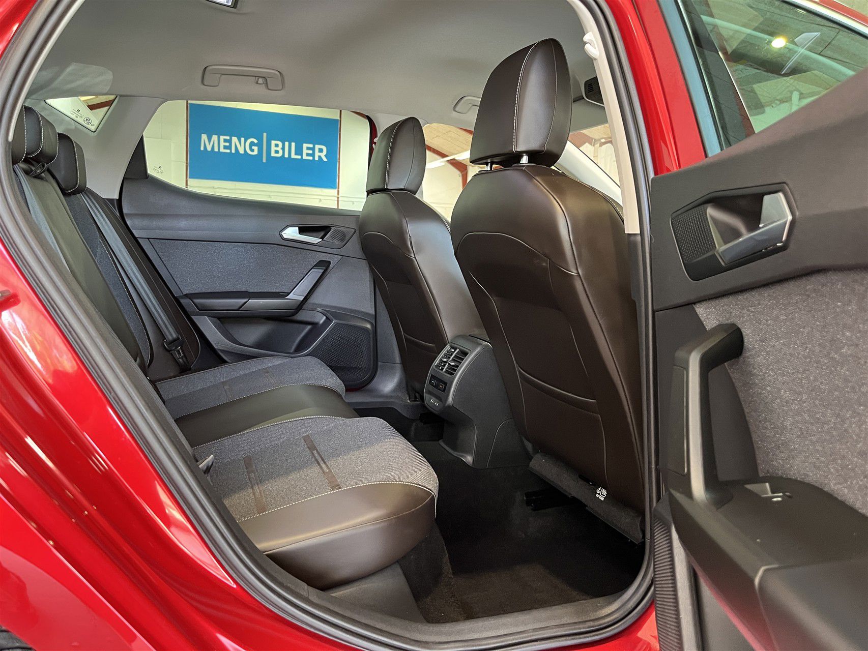 Billede af Seat Leon 1,4 e-Hybrid Xcellence DSG 204HK 5d 6g Aut.