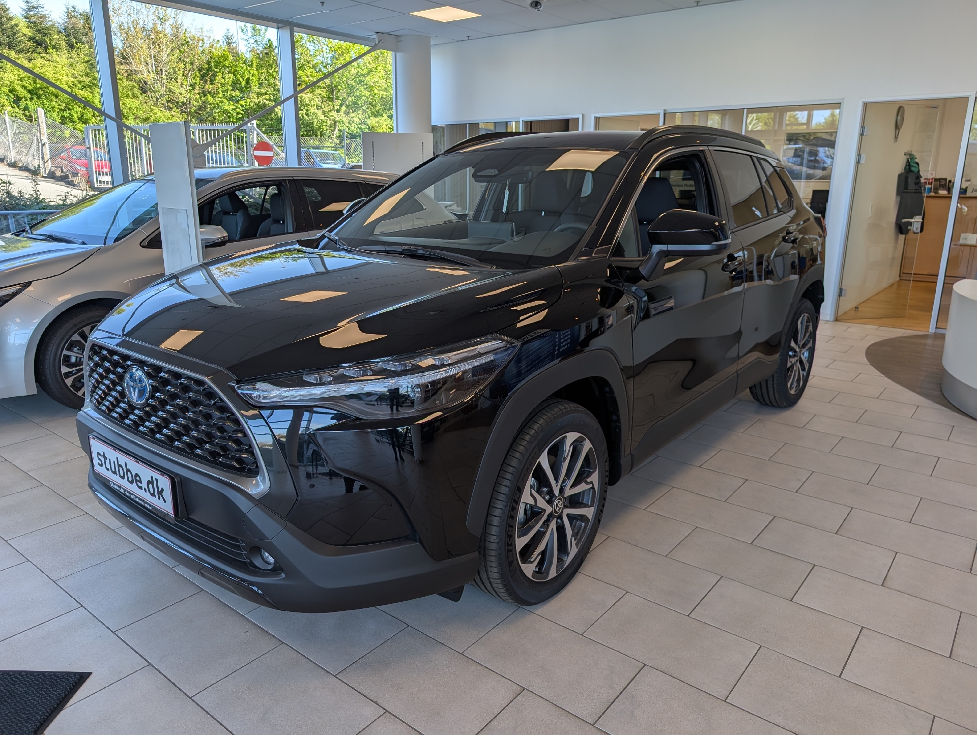 Billede af Toyota Corolla Cross 1,8 Hybrid Style Comfort 140HK 5d Aut.