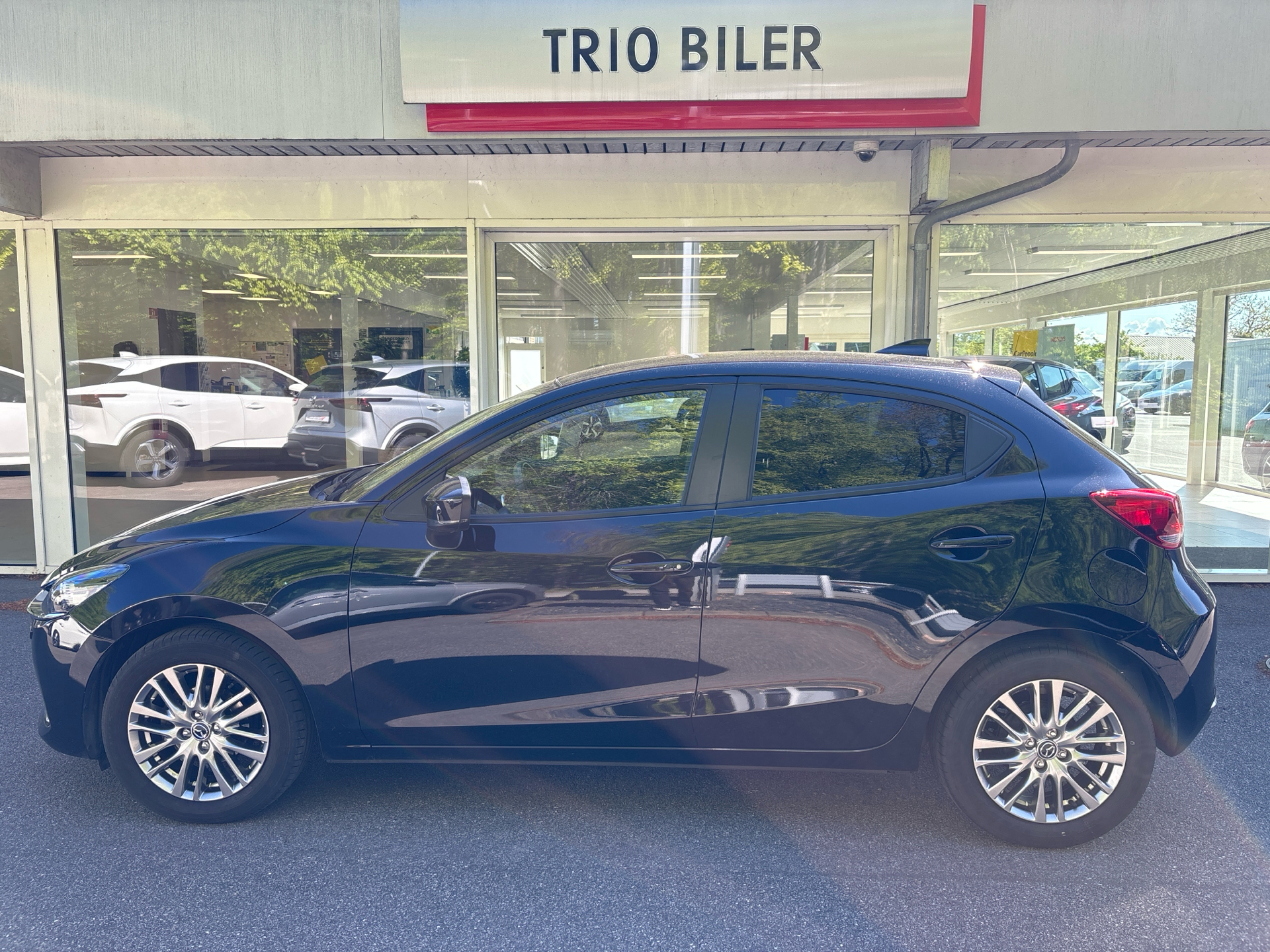 Billede af Mazda 2 1,5 Skyactiv-G Cosmo 90HK 5d 6g Aut.