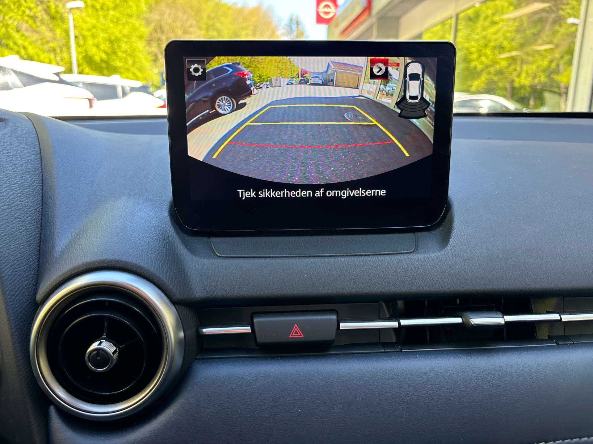 Billede af Mazda 2 1,5 Skyactiv-G Cosmo 90HK 5d 6g Aut.