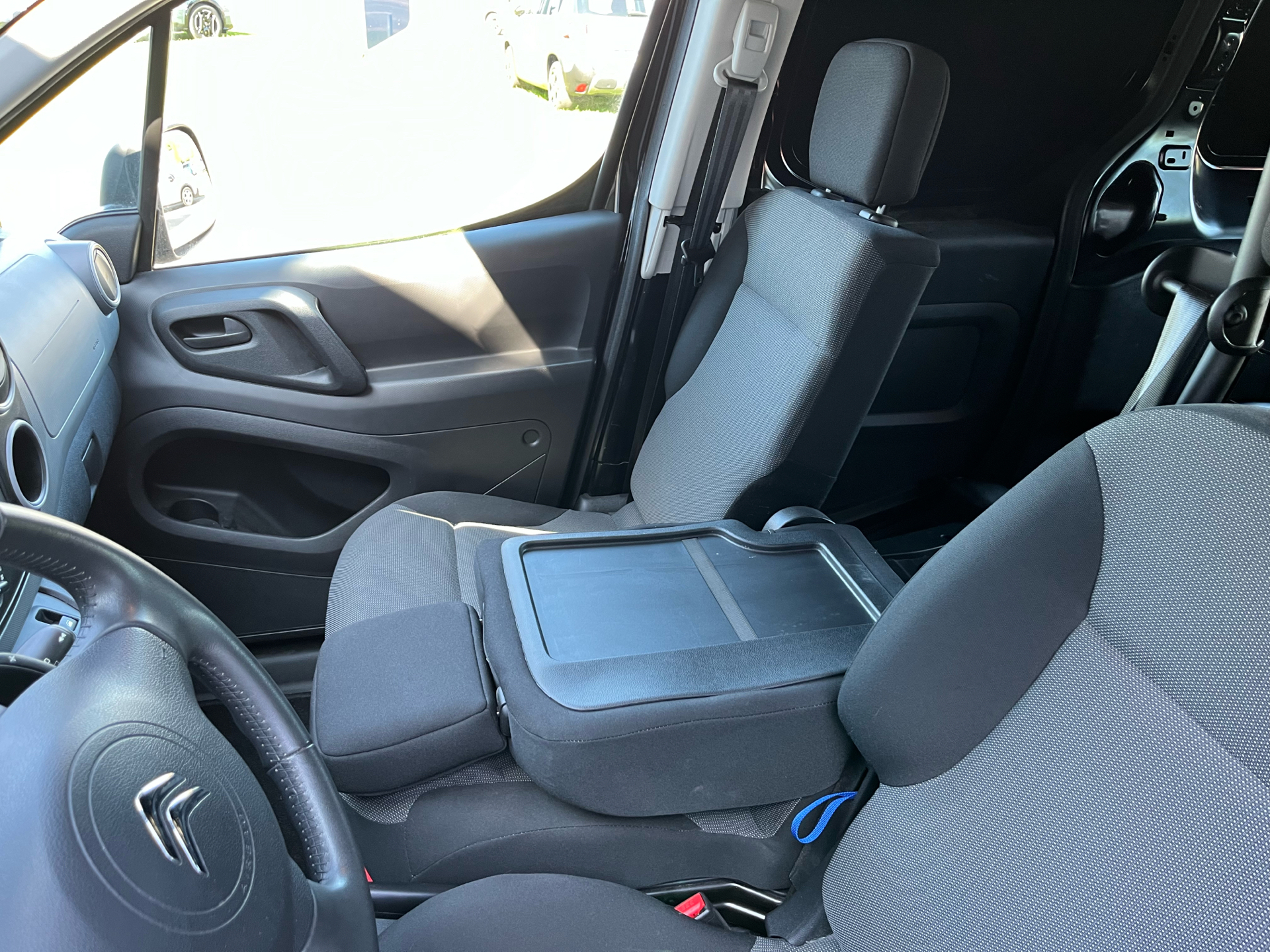 Billede af Citroën Berlingo L1N2 1,6 Blue HDi ETG6 start/stop 100HK Van 6g Aut.
