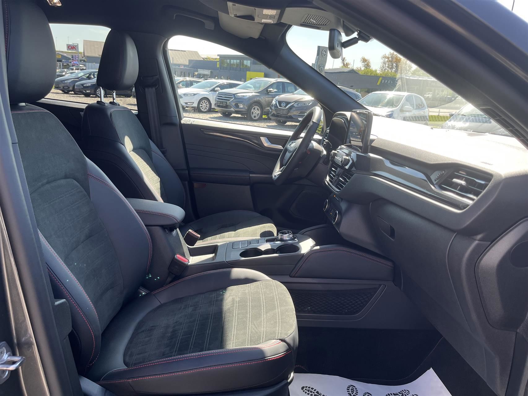 Billede af Ford Kuga 2,5 Plugin-hybrid ST-Line X CVT 225HK 5d Trinl. Gear