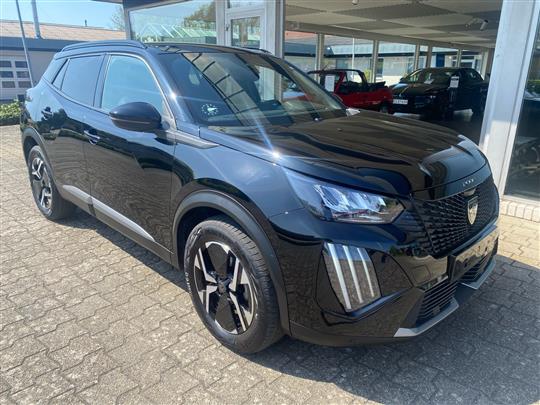 Peugeot 2008 1,2 PureTech First Edition EAT8 130HK 5d 8g Aut.