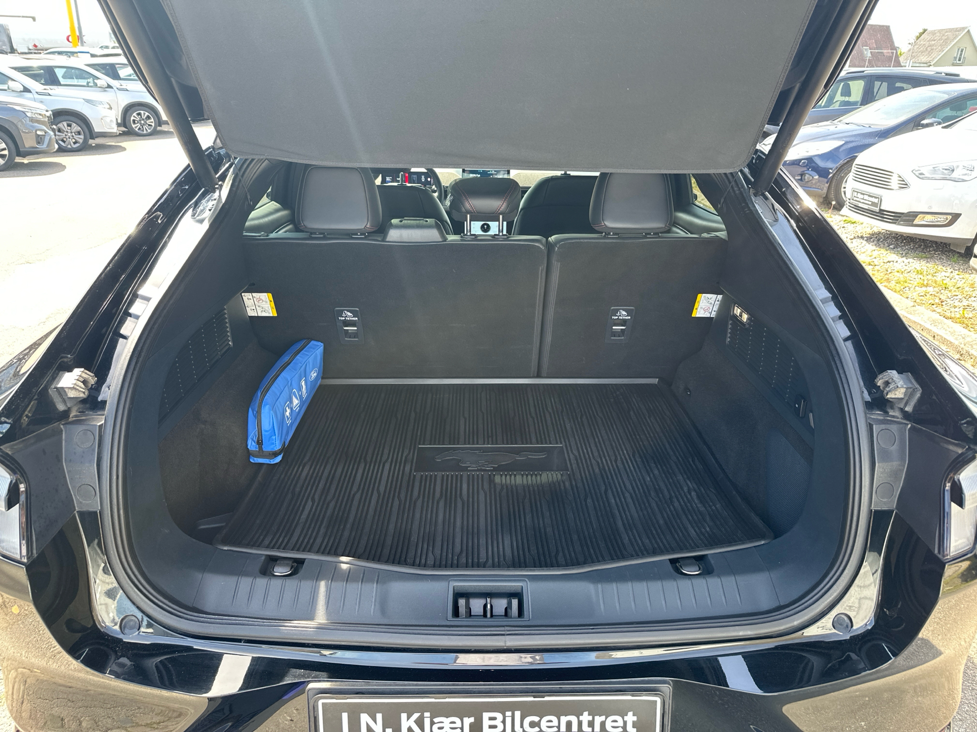 Billede af Ford Mustang Mach-E EL UR AWD 351HK 5d Aut.