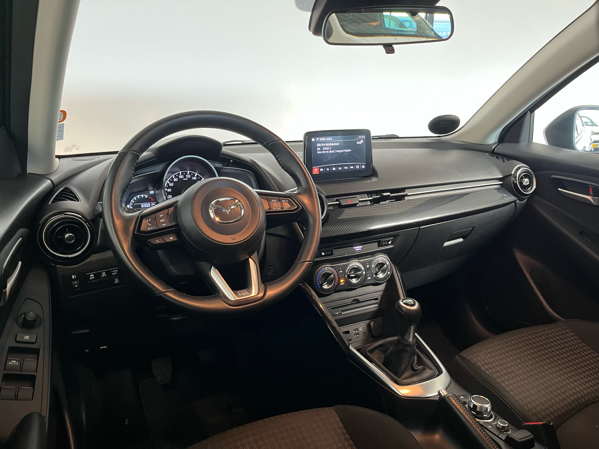 Billede af Mazda 2 1,5 Skyactiv-G Niseko 90HK 5d