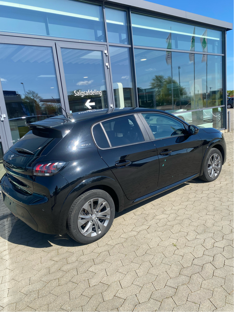 Billede af Peugeot e-208 EL Style 136HK 5d Aut.
