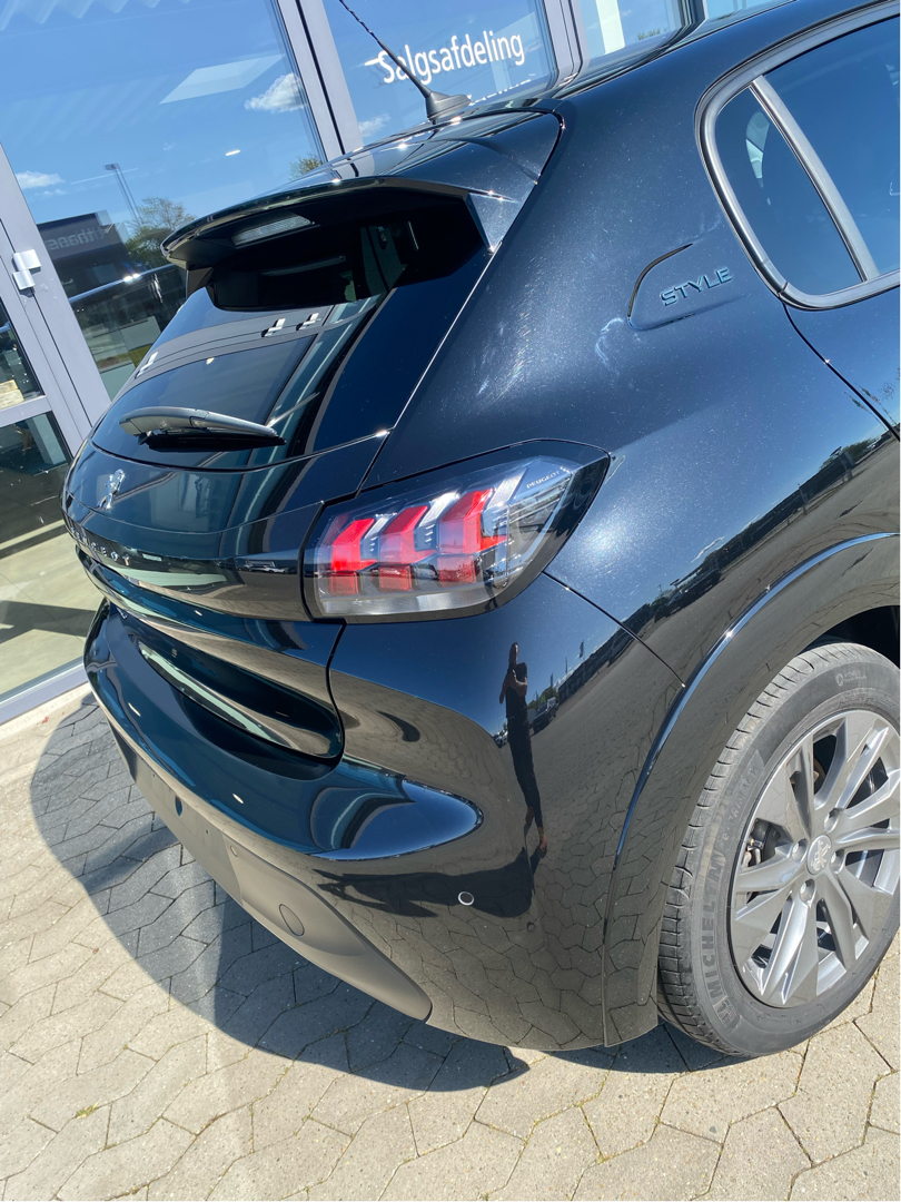 Billede af Peugeot e-208 EL Style 136HK 5d Aut.