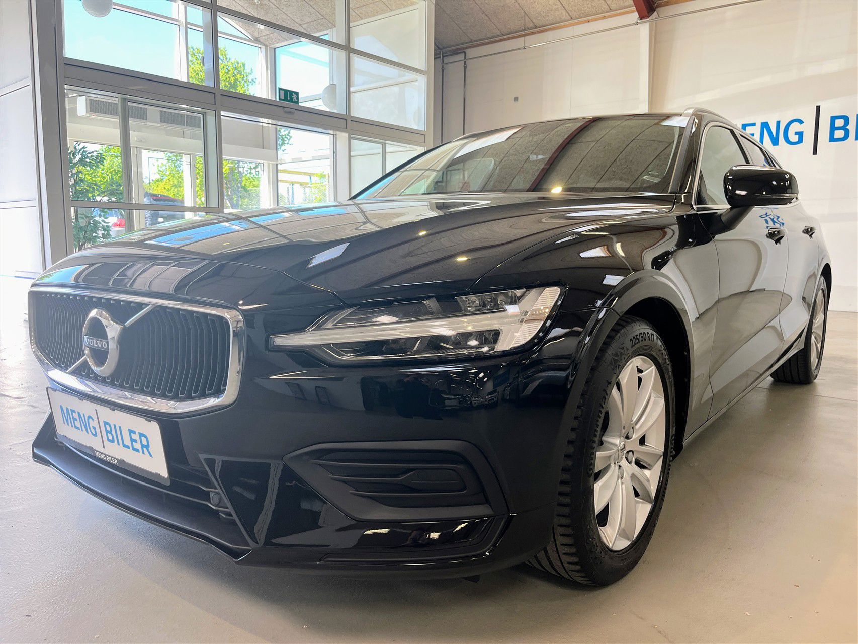 Billede af Volvo V60 2,0 D4 Momentum 190HK Van 8g Aut.