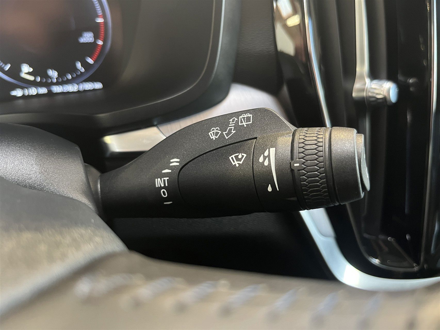 Billede af Volvo V60 2,0 D4 Momentum 190HK Van 8g Aut.