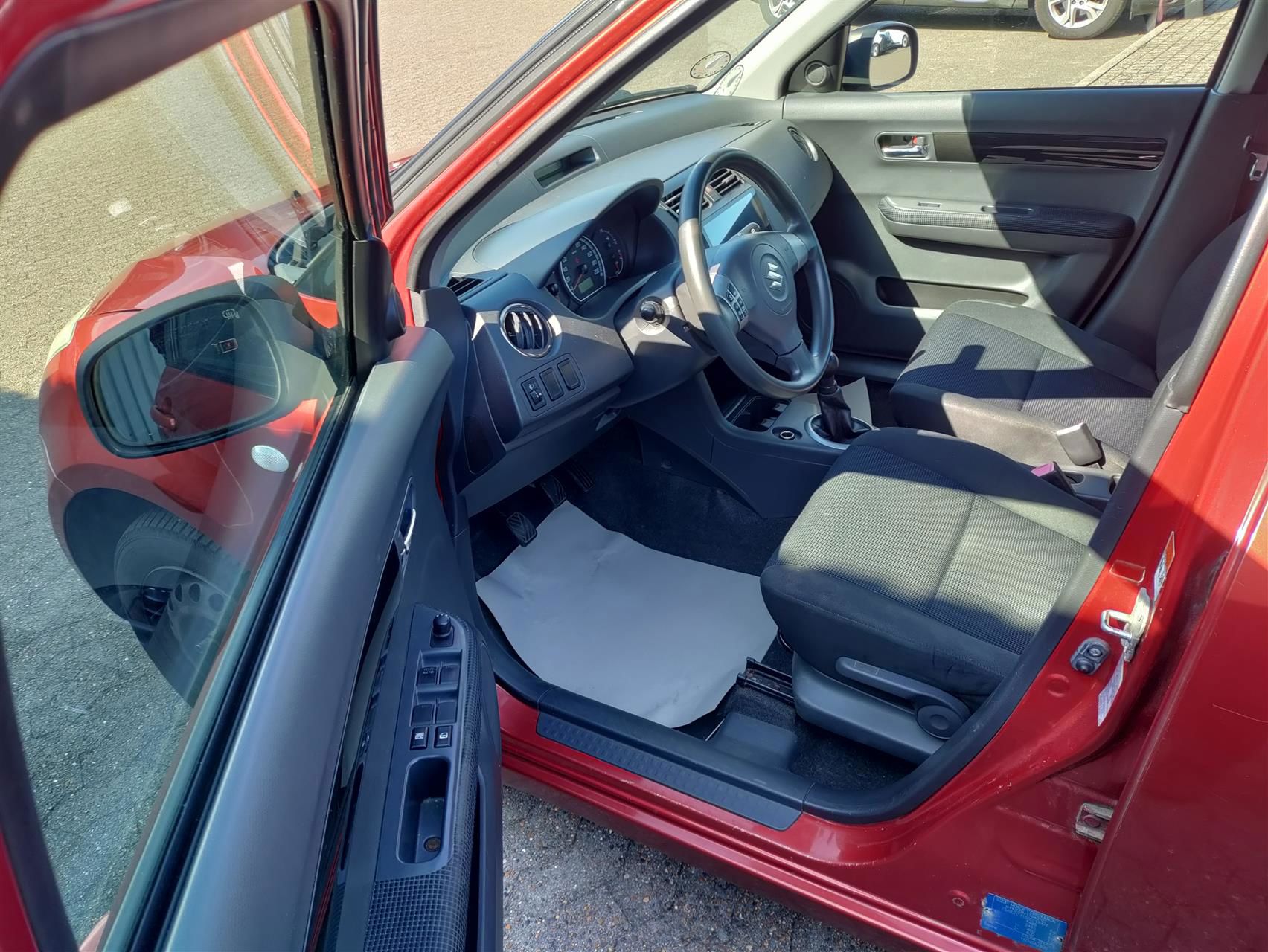 Billede af Suzuki Swift 1,3 GL 92HK 5d