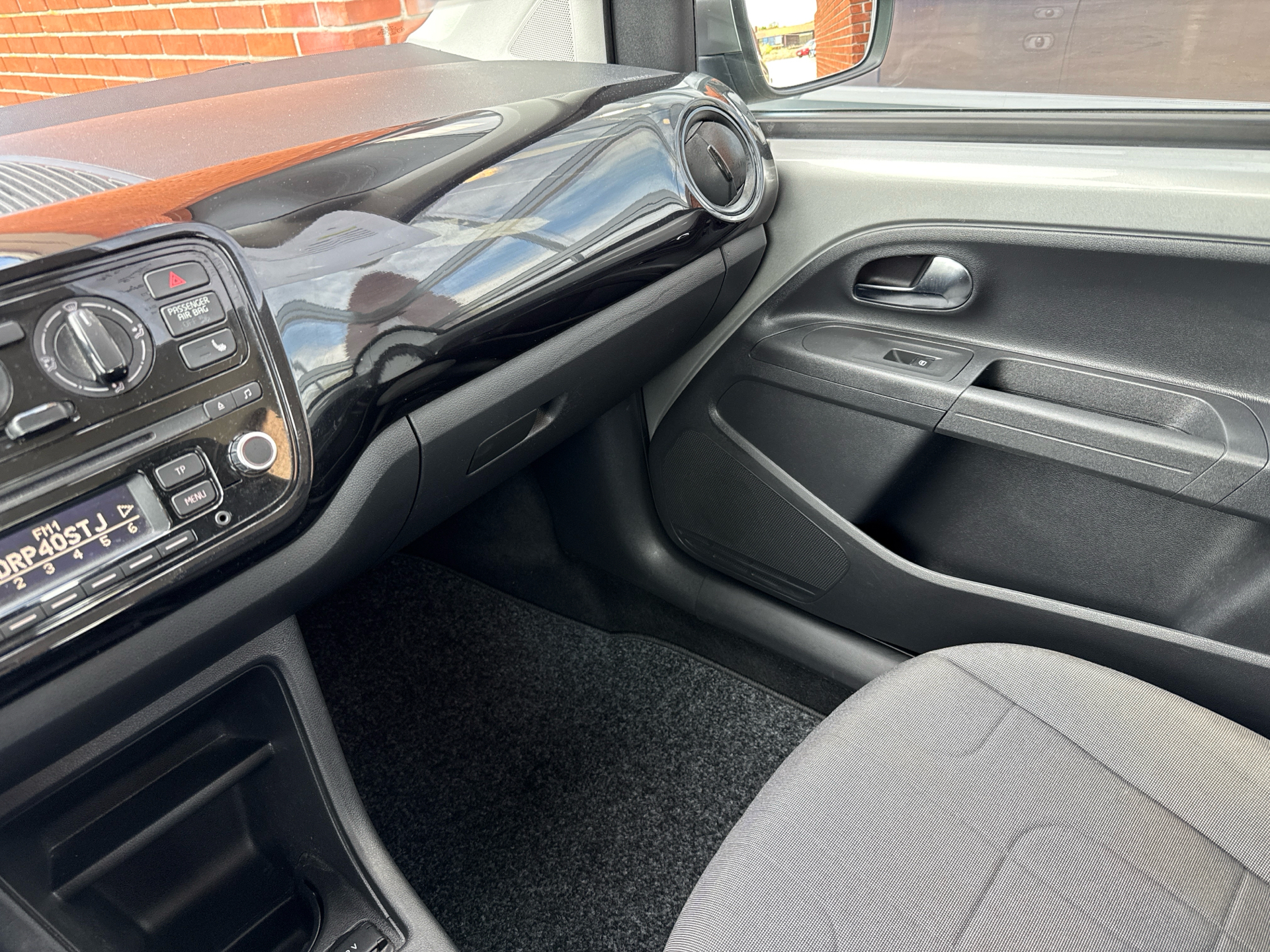 Billede af VW up 1,0 MPI BMT Move 60HK 5d