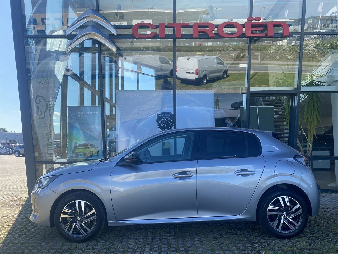 Billede af Peugeot 208 1,2 PureTech Allure Pack 100HK 5d 6g