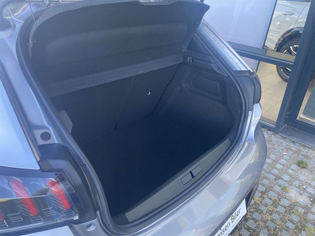Billede af Peugeot 208 1,2 PureTech Allure Pack 100HK 5d 6g